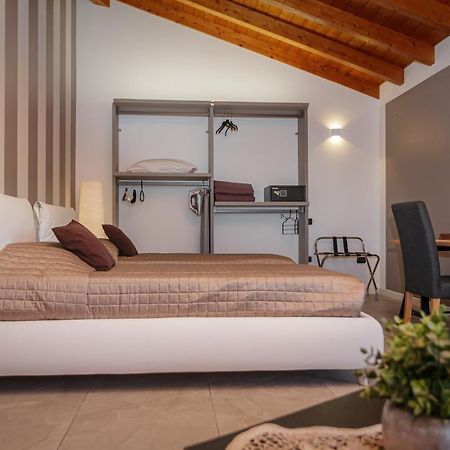 Casa Ananda Bed & Breakfast Ferno Exterior photo