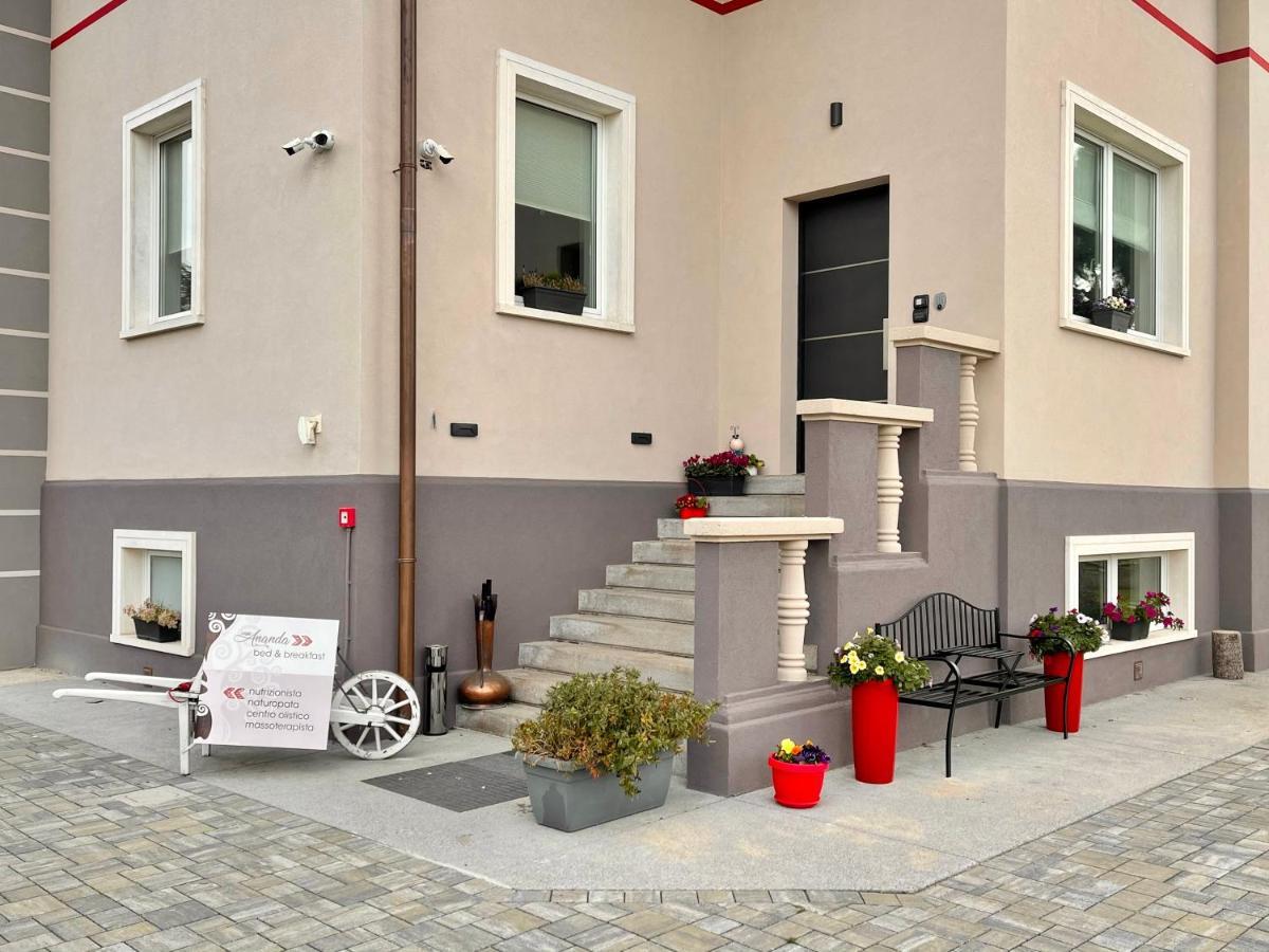 Casa Ananda Bed & Breakfast Ferno Exterior photo