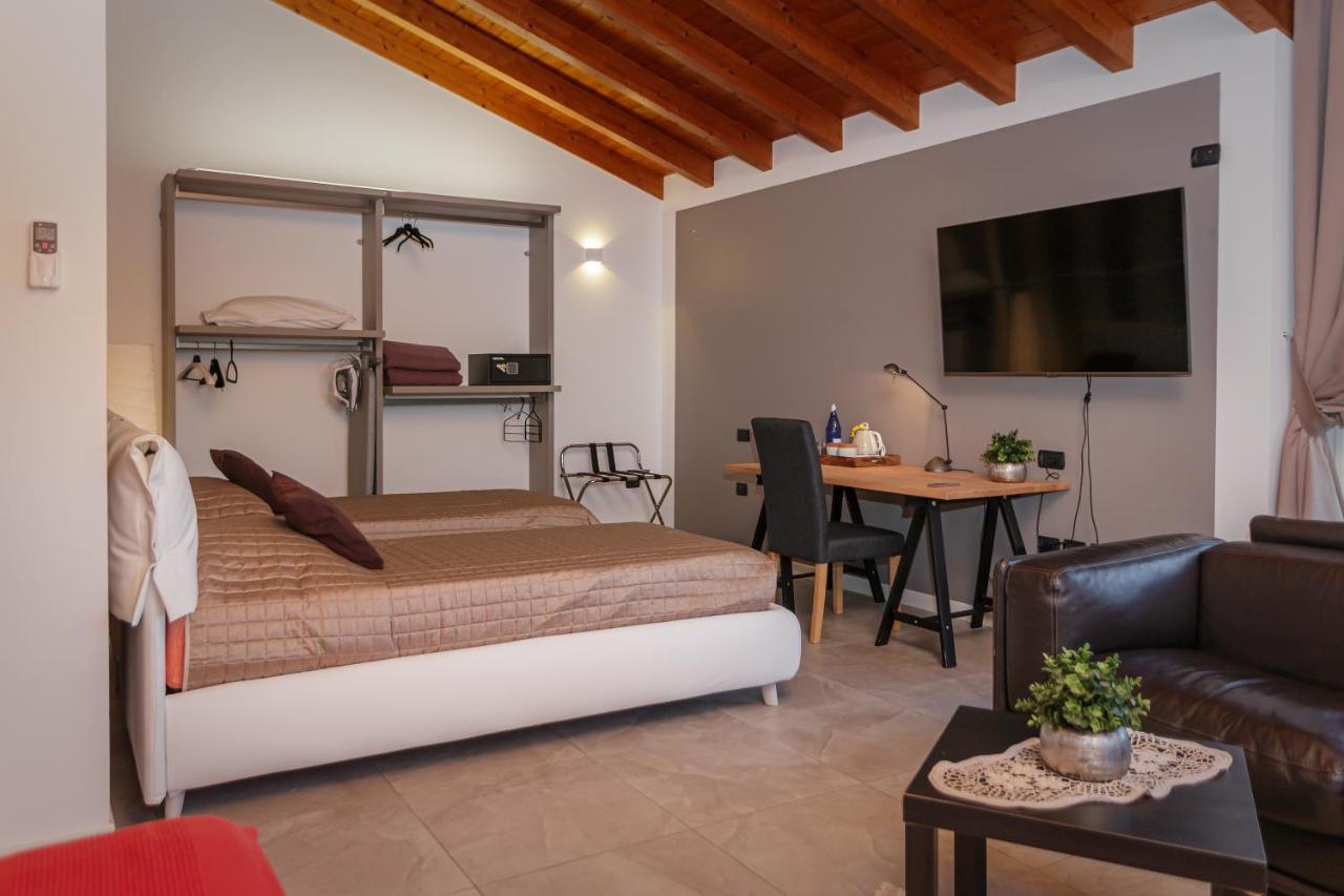 Casa Ananda Bed & Breakfast Ferno Exterior photo