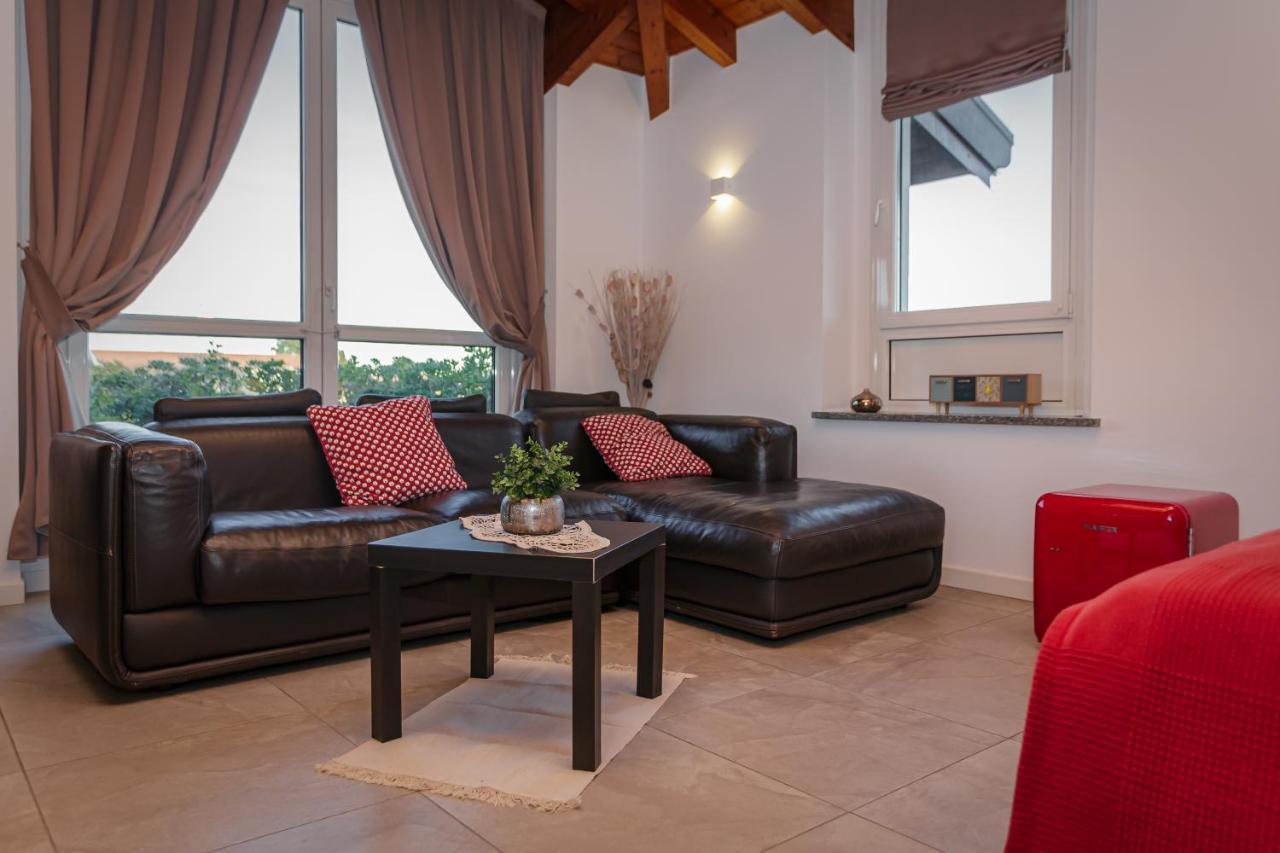 Casa Ananda Bed & Breakfast Ferno Exterior photo